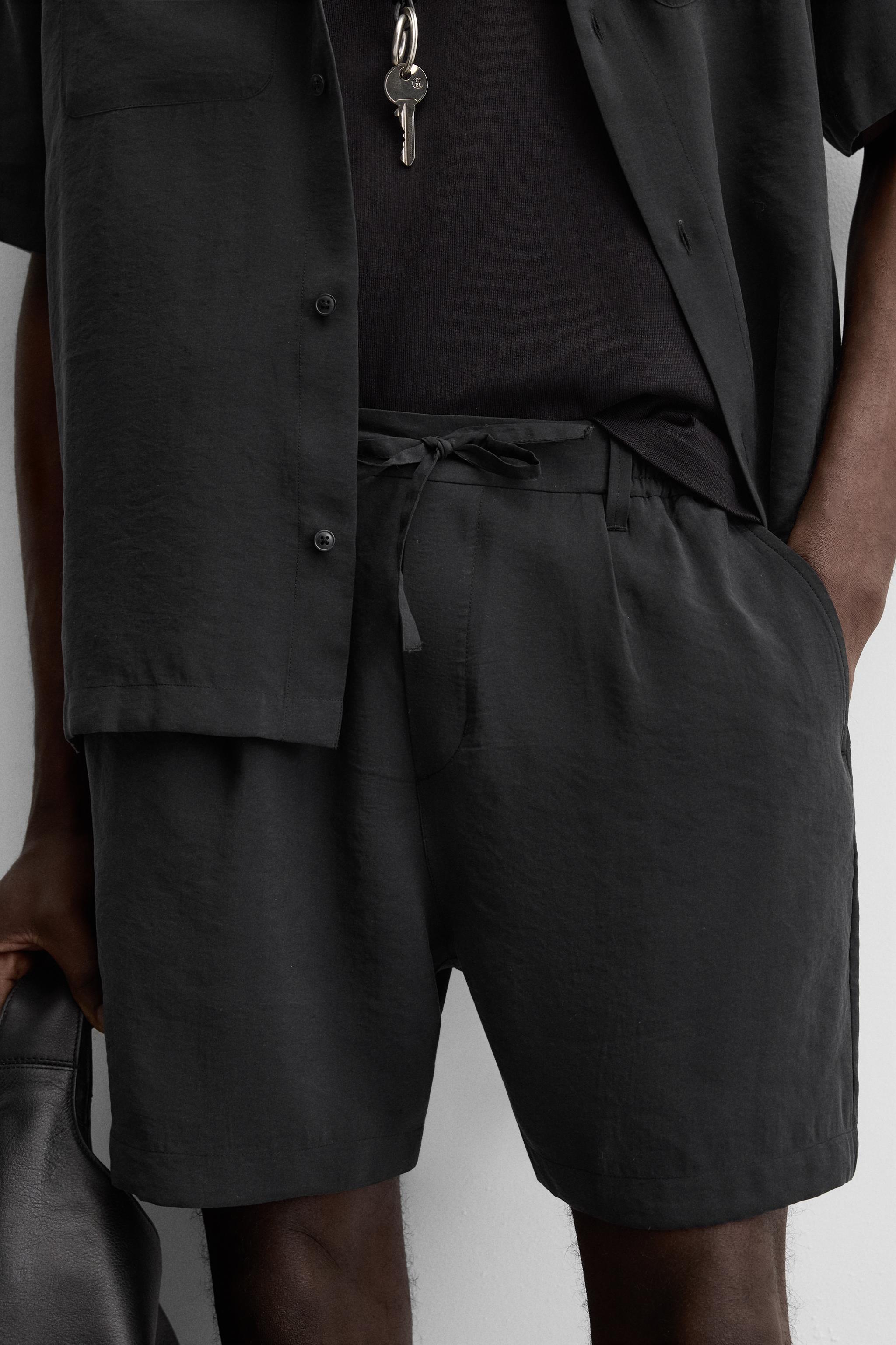 BERMUDA REGULAR FIT COURTE